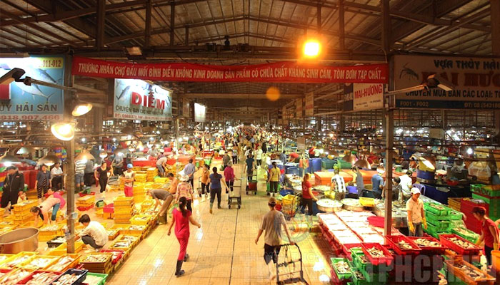 Tìm kiếm nguồn hàng Trung Quốc tại các chợ đầu mối ở Việt Nam
