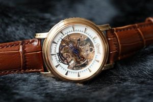 Mẫu đồng hồ Ogival cao cấp.