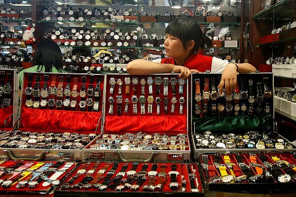 Mua đồ xem giờ Quảng Châu giá thấp tại các chợ đầu mối