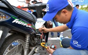thay bình ắc quy xe máy định kỳ