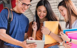 tại sao người đi làm cần tiếng anh