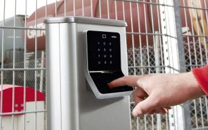 khóa vân tay rất dễ bảo quản
