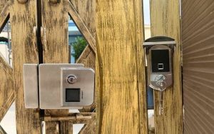 khóa vân tay rất dễ sử dụng