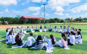 Sự khác nhau giữa trường nội trú và trường bán trú