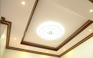 trang trí trần nhà bằng phào chỉ