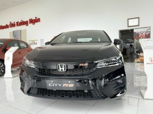 nên mua xe số sàn hay tự động