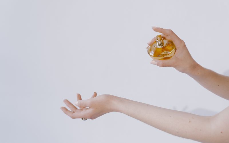 tips chọn nước hoa mùi phấn