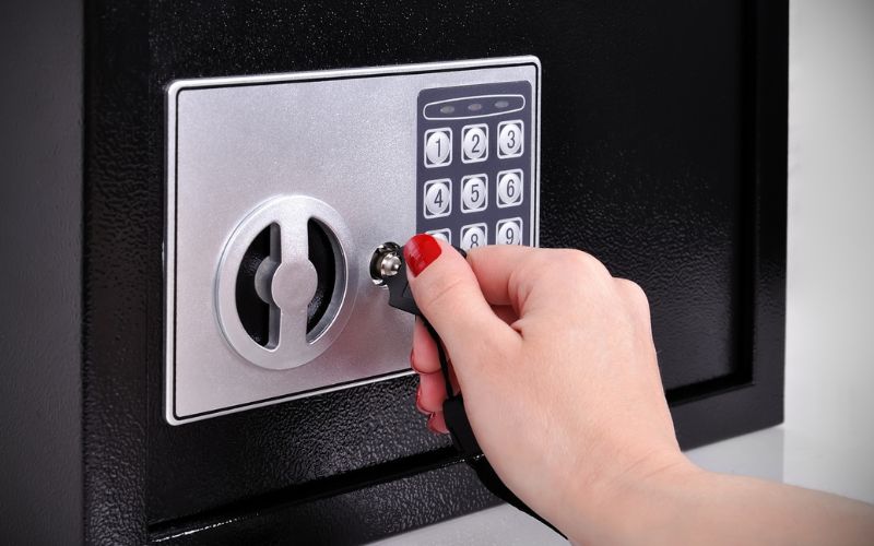 không chú ý đến loại khóa